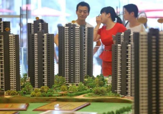 買房時不通過中介和房主私下里成交可以嗎?中介能查到是誰買了房子嗎