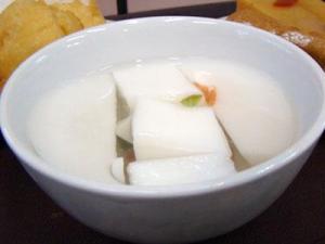 怎么做杏仁豆腐好吃？北京小吃杏仁豆腐的做法