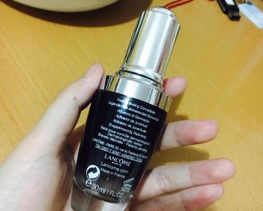 蘭蔻小黑瓶是水前用還是水后用?蘭蔻小黑瓶是精華嗎?