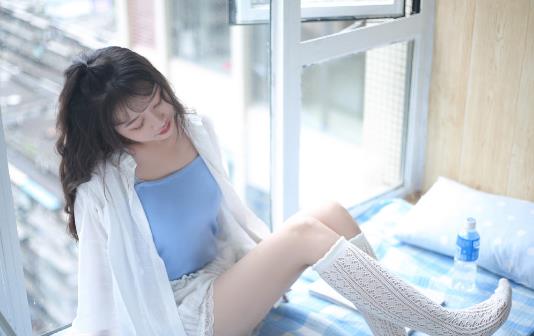 唇毛脫了很多次還是有怎么辦?女生唇毛重是內(nèi)分泌失調(diào)嗎