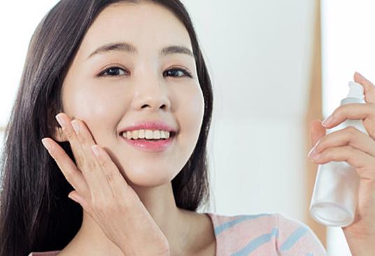 早c晚a要搭配什么水乳?早c晚a可以和olay小白瓶一起用嗎