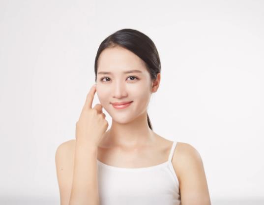 輕度痤瘡醫(yī)生開了異維A酸靠譜嗎?異維a酸一般要吃幾個月