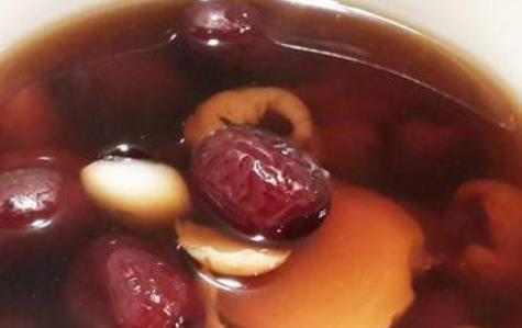 夏季滋補有秘訣 這四款美容養(yǎng)顏湯要多喝