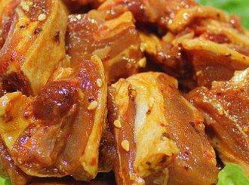 夏日美食可打造美女 吃苦味菜對(duì)養(yǎng)膚有影響
