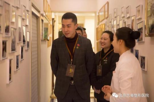 藝美王東整形如何 奔馳鵬龍瑞星強強聯(lián)手 達成高端品牌聯(lián)盟