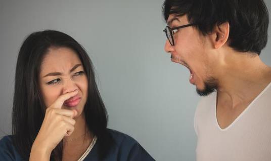 口臭的原因有哪些?口臭的人該注意什么?