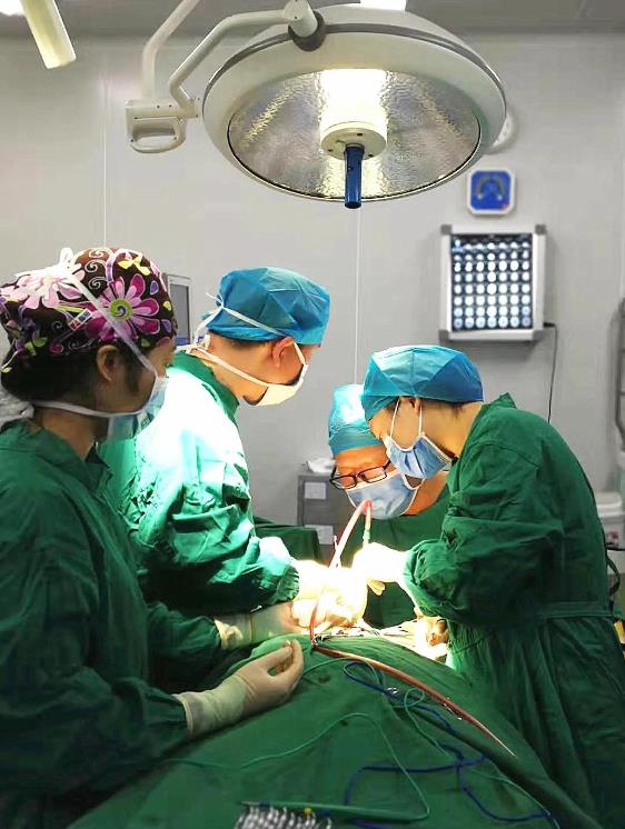 53歲阿姨查出甲狀腺癌,成都民生耳鼻喉為她成功實(shí)施手術(shù)