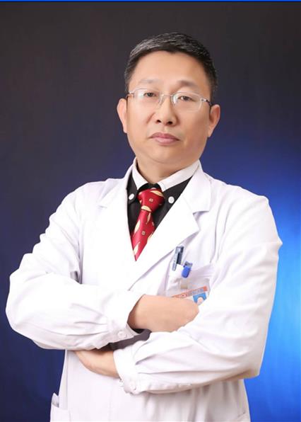 為求生不遠(yuǎn)千里尋良醫(yī),獲健康喜極而泣把家還