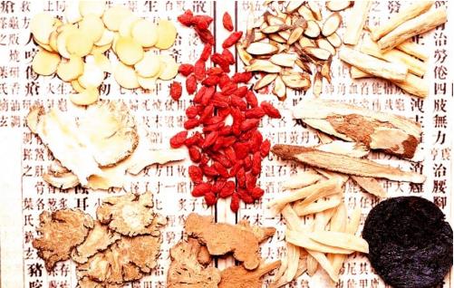 武漢國粹中醫(yī)龍青峰:腫瘤治療,為什么既要辨證又要辨癥?