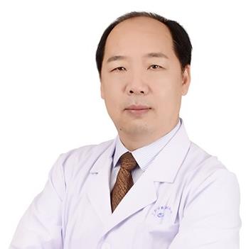 上海專業(yè)眼科醫(yī)生解答:白內(nèi)障手術(shù)需要住院?jiǎn)?術(shù)后要注意些什么