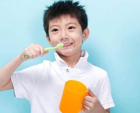 拔牙刷牙會(huì)破壞傷口嗎?拔牙是等肉長好后再刷牙嗎