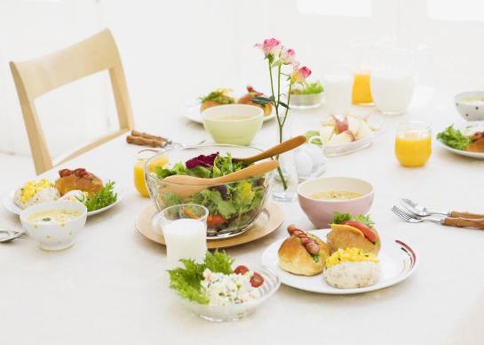 海參可以給痛風(fēng)嚴(yán)重的人吃嗎?痛風(fēng)一定不能吃的食物有哪些