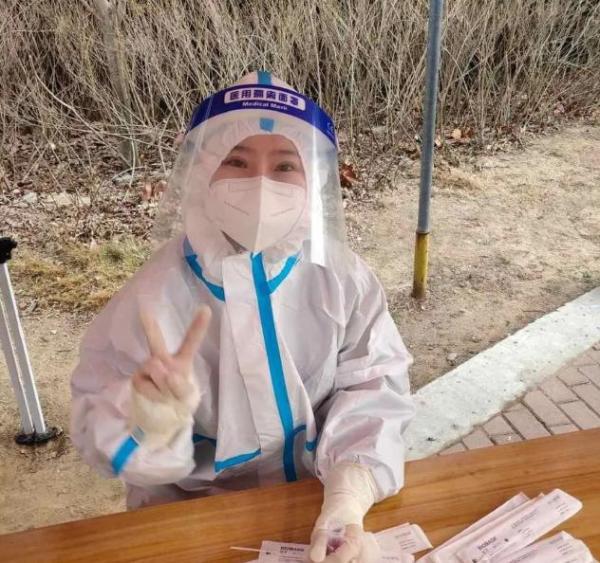 【煙臺曙光整形醫(yī)院】煙臺曙光整形美容醫(yī)院防疫故事(6)—“委屈?想發(fā)火?我不能這樣做!” 326-1jpg.jpg