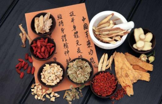 煎中藥之前為什么要用冷水浸泡?中藥浸泡多長(zhǎng)時(shí)間最好