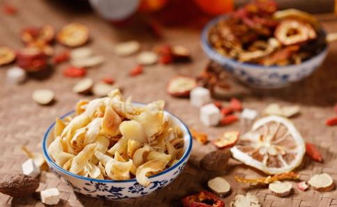 肝臟不好要先排毒 9招教你排出體內(nèi)毒素 多吃9種食物可養(yǎng)肝