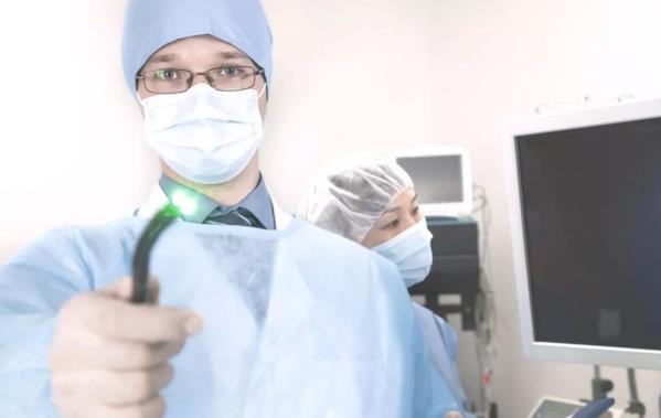 武漢東大肛腸醫(yī)院做檢查準不 專病專治用專業(yè)技術