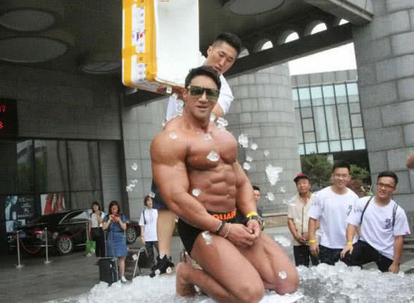 黃哲勛3.jpg