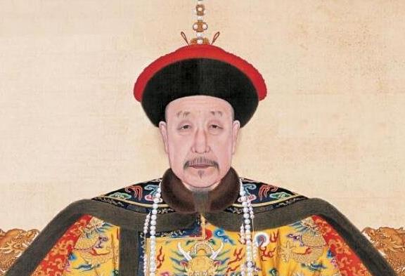 乾隆皇帝2.jpg