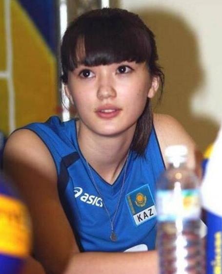 世界第一排球美少女,艾媞博柯娃·莎賓娜有大長腿和高顏值