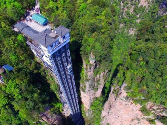 世界最高的觀光電梯在哪里?多高?百龍觀光電梯的簡介
