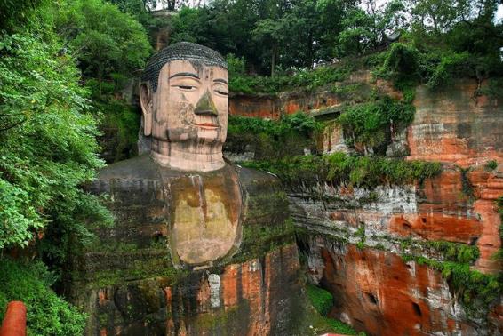 世界上最大的石刻佛像 樂山大佛高71米 國家5A級旅游景區(qū)