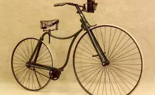 世界上最早的自行車 自行車之父約翰斯塔利1861年創(chuàng)造