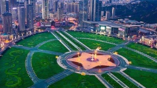 世界上最大的廣場(chǎng) 大連星海廣場(chǎng)比天安門廣場(chǎng)大4個(gè)