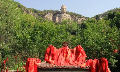世界最早的大型石刻佛像 蒙山大佛開鑿于北齊天保年間