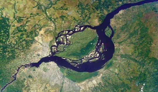 世界上最大的盆地 剛果盆地面積約337萬(wàn)平方千米