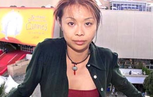 世界上連續(xù)做愛最多的人 美國(guó)av女優(yōu)麗薩·斯巴克斯一天睡900多人
