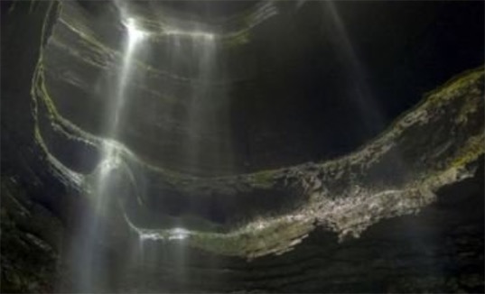 世界上最深的洞穴 Voronya洞穴有2191米