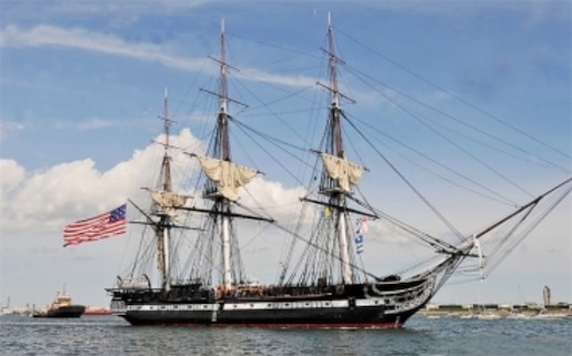 世界上最古老的現(xiàn)役軍艦 美國的風(fēng)帆“憲法”號(hào)在1797年下水