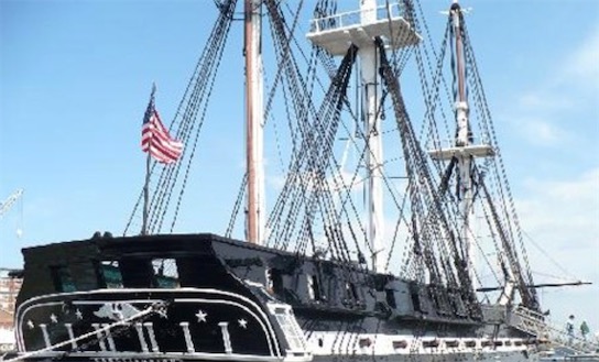 世界上最古老的現(xiàn)役軍艦 美國的風(fēng)帆“憲法”號(hào)在1797年下水