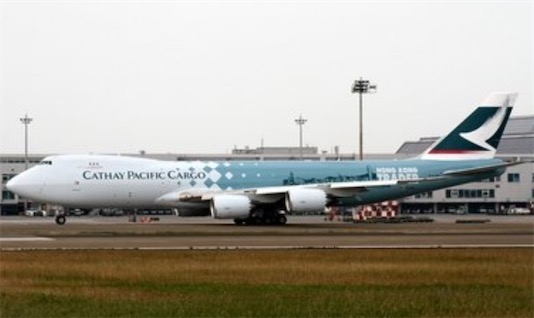 全球最長飛機(jī)執(zhí)飛 B747-8F一年可帶貨1.2萬噸