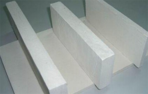 世界上最輕的固體材料 氣凝膠比空氣還輕可防彈