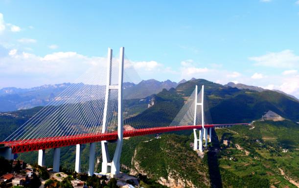 中國建造世界上最高“天空之橋” 都格北盤江大橋 高565米獲國際金獎