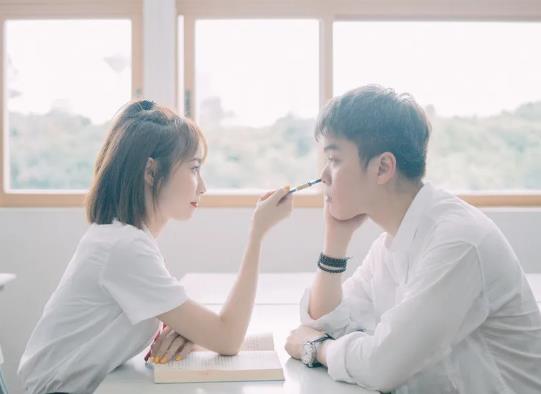 喜歡買奢侈品的女人是什么心理?不喜歡奢侈品的女生適合結(jié)婚嗎