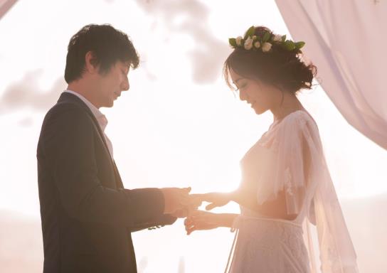 女方辦婚禮有沒有接親環(huán)節(jié)?遠(yuǎn)嫁結(jié)婚是女方先擺酒嗎