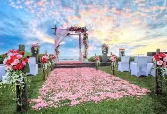 酒店結(jié)婚可以不請司儀嗎?結(jié)婚男方給女方買什么衣服
