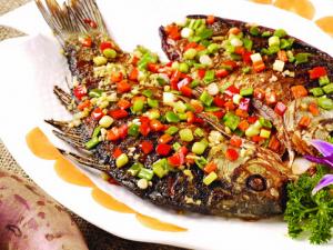 哺乳期可以吃鯽魚嗎？鯽魚的做法