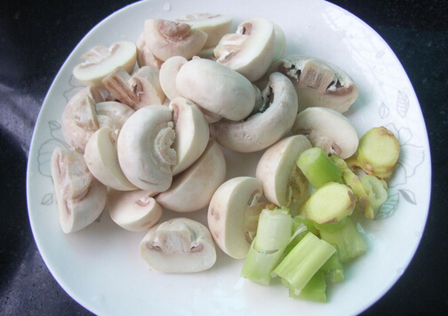 產(chǎn)婦能吃口蘑嗎?適合產(chǎn)婦吃口蘑的食譜