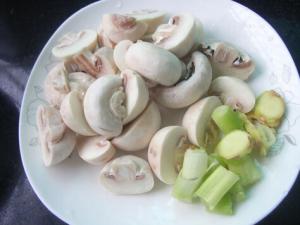 產(chǎn)婦能吃口蘑嗎？適合產(chǎn)婦吃口蘑的食譜