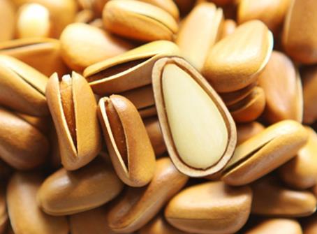 哺乳期能吃松子嗎?哺乳期吃松子的做法