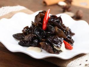 產(chǎn)婦吃黑木耳好嗎？產(chǎn)婦能吃黑木耳嗎