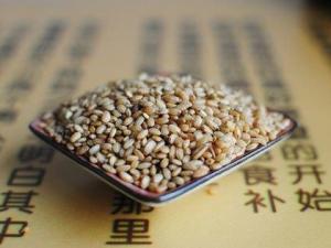 哺乳期吃糙米有什么好處？哺乳期吃糙米的做法