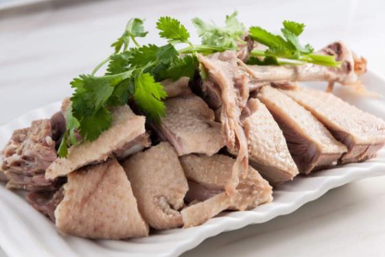 產(chǎn)婦坐月子能吃鵝肉嗎?坐月子吃鵝肉好不好