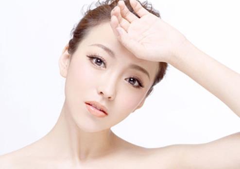 臉上長痘痘的原因?臉上長痘痘怎么正確調(diào)理
