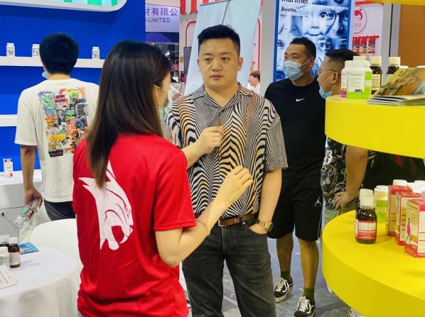 君美瑞五大明星品牌亮相CBME,引來(lái)眾多母嬰達(dá)人現(xiàn)場(chǎng)種草!