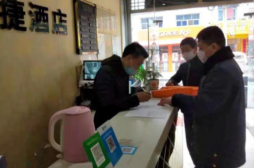 外地回來的人是居家隔離還是旅店隔離?外地返鄉(xiāng)要自動隔離嗎