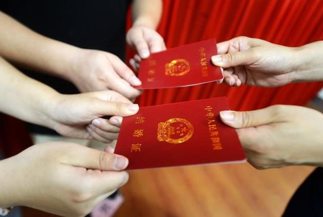 2月14日恰逢春節(jié)可以婚姻登記嗎?2021年情人節(jié)民政局上班嗎